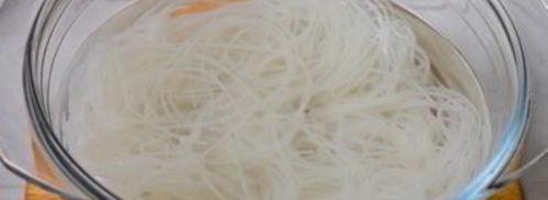 спринг-роллы с креветками. Шаг 3