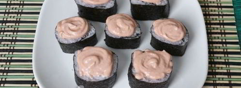 запеченные роллы с крабовыми палочками. Шаг 14