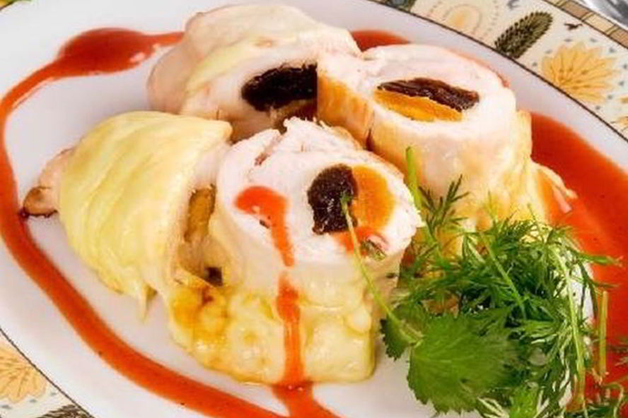 Рецепт куриных рулетиков с курагой