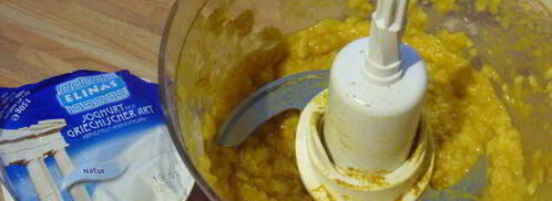 куриные рулеты под манговым соусом с брусками поленты. Шаг 8