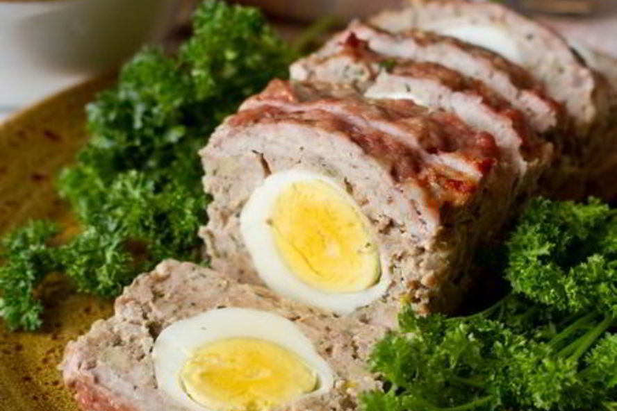 Рецепт мясного рулета с вареными яйцами