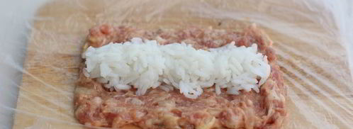 рулет из фарша с рисом. Шаг 5