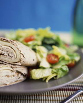 Рулет из лаваша с ветчиной