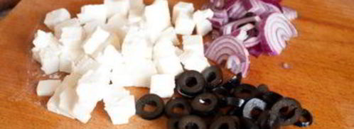 рулет из лаваша в греческом стиле. Шаг 4