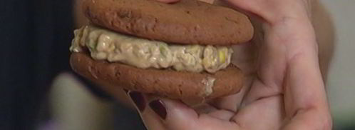 шоколадные сэндвичи с фисташковым мороженым. Шаг 18