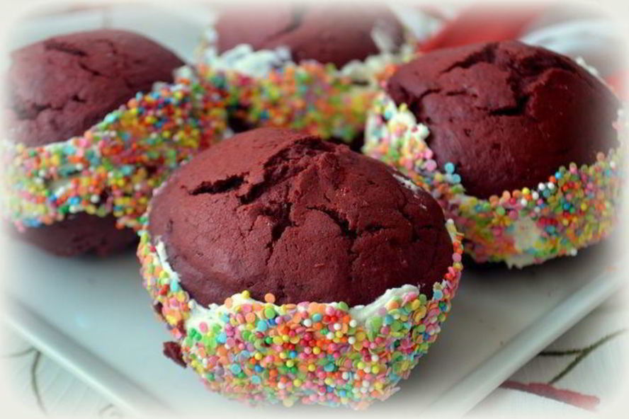 Рецепт шоколадных сэндвичей с творожным кремом