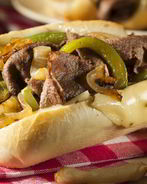 Сэндвич с мясом ягненка и сыром