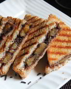 Сэндвич с Нутеллой и бананом