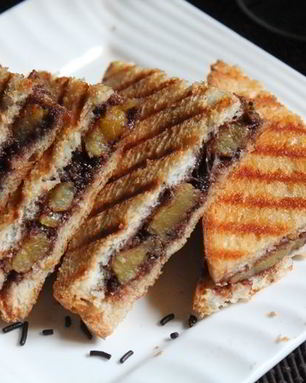 Сэндвич с Нутеллой и бананом