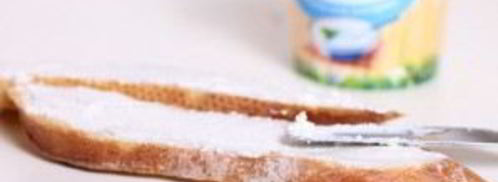 сэндвич со слабосоленой семгой и авокадо. Шаг 2