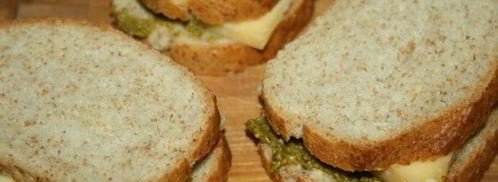 сэндвичи с сыром и соусом песто. Шаг 3