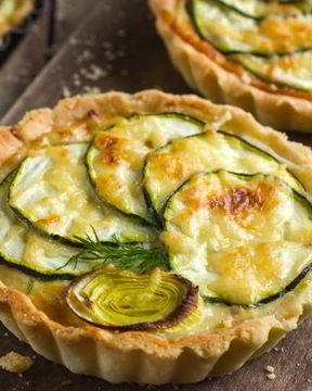 Кабачки запеченные в тарталетках