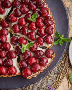 Тарталетка с черешней