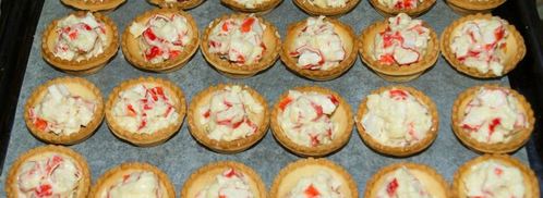 тарталетки с крабовыми палочками и сыром. Шаг 5