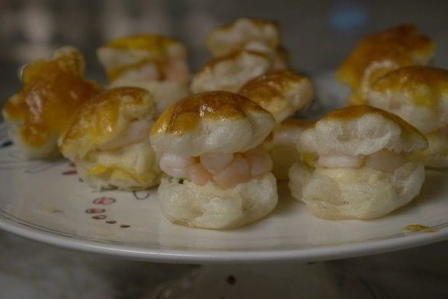 Рецепт тарталеток с креветками и соусома бешамели