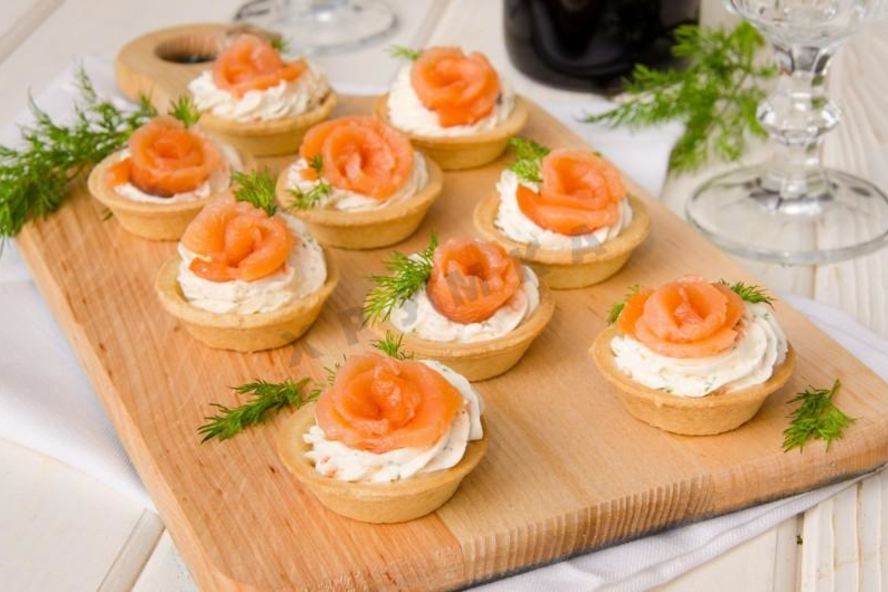 Рецепт тарталеток с семгой и сыром