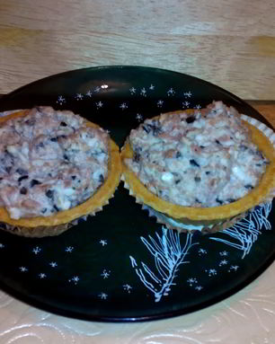 Тарталетки с ветчинно-сырной закуской