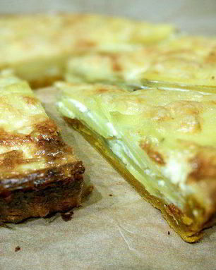 Картофельный тарт на тыквенном тесте