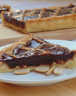 Шоколадно-арахисовый тарт