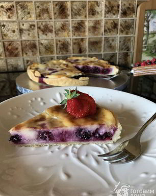 Тарт с ежевикой