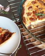 Тарт с козьим сыром и чесноком