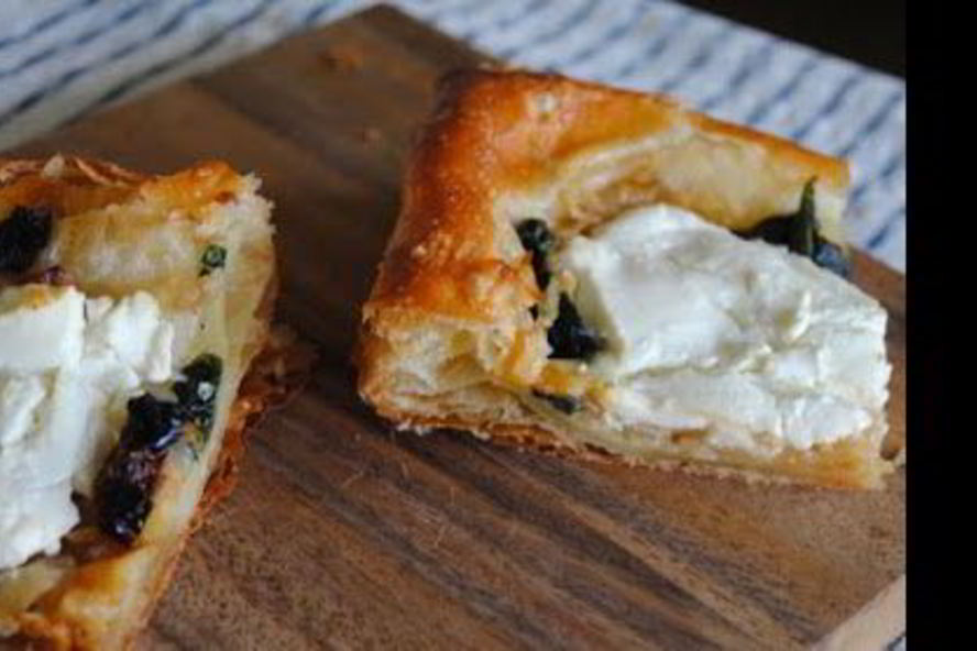 Рецепт тарта с козьим сыром и шпинатом