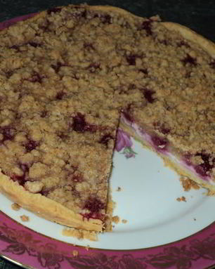 Тарт с творогом и малиной