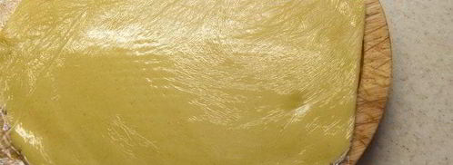 тарт с ванильной грушей и заварным кремом под шапочкой из мереги. Шаг 3