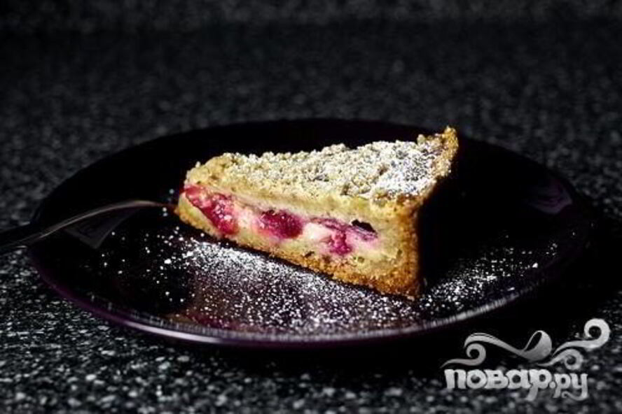 Рецепт тарта со сливами и лесными орехами