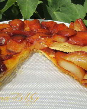 Тарт Татен с грушой