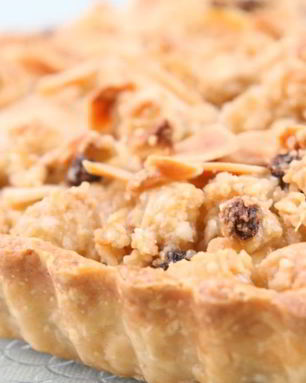 Яблочный тарт с миндалем