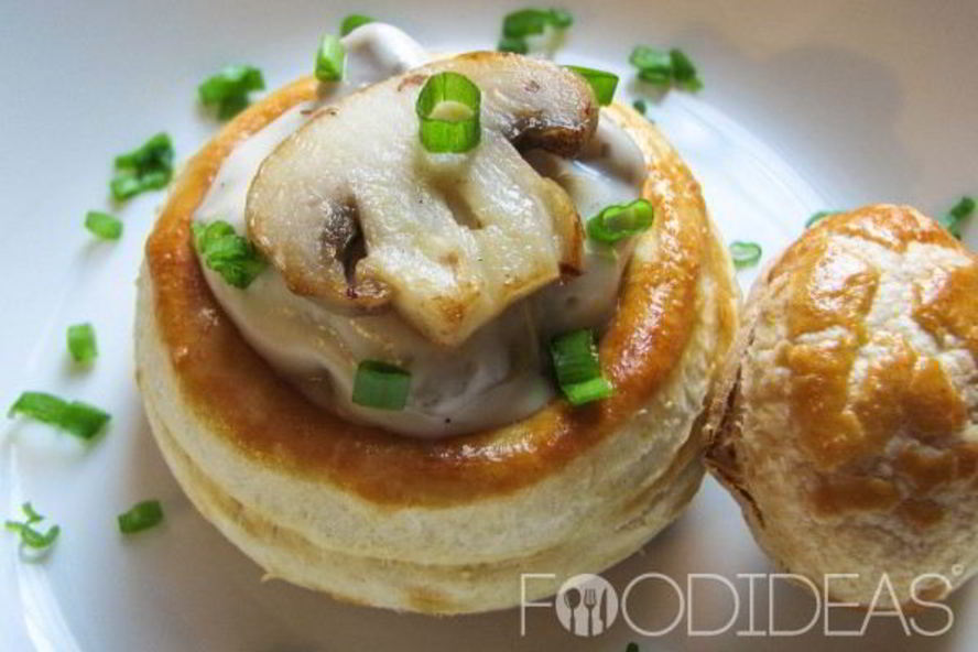 Рецепт волованов из слоеного теста