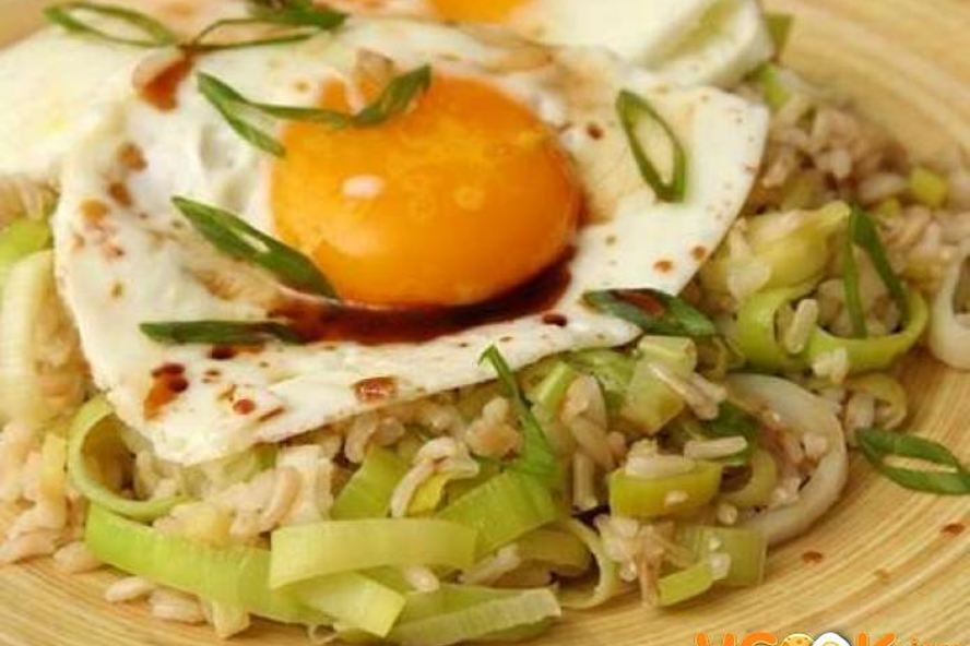 Рецепт классической яичницы ны завтрака