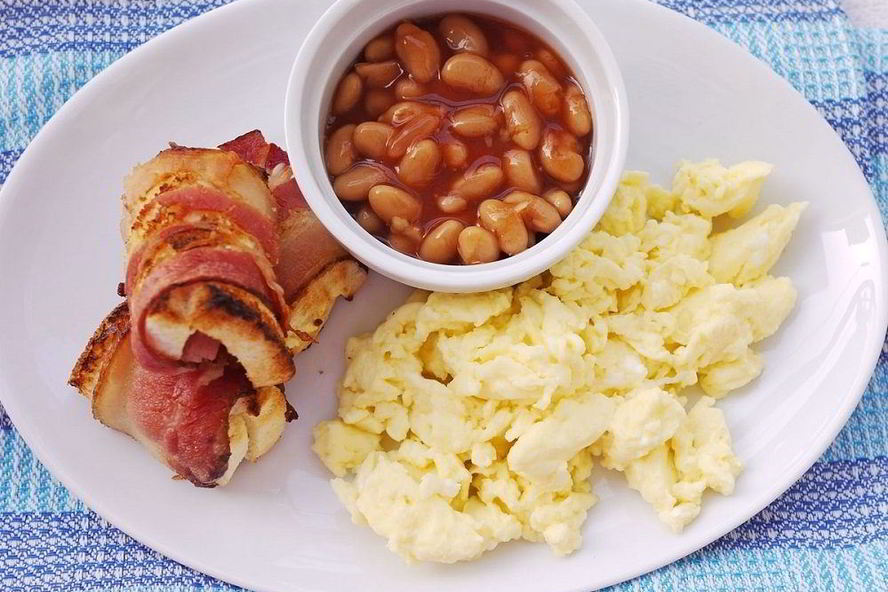 Рецепт яичницы с фасолью