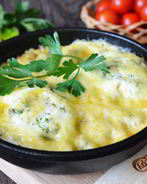 Яичница с кабачками и помидорами