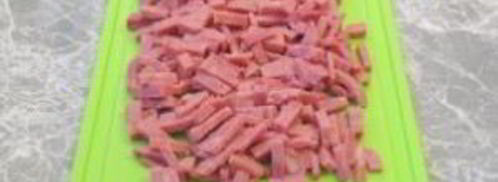 яичница с помидорами и ветчиной. Шаг 3