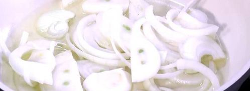 яичница со сладким перцем, луком и помидорами. Шаг 2