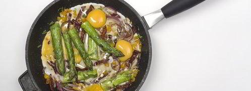 яичница со спаржей. Шаг 5