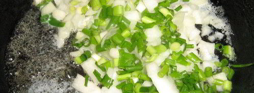 яйца с рисом, запеченные в соусе из шампиньонов. Шаг 4