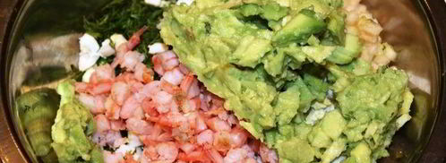 закуска из авокадо, груши и креветок. Шаг 5