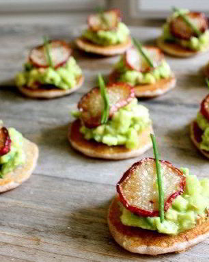 Закуска из авокадо