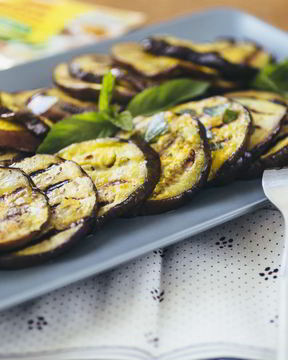 Закуска из баклажанов-гриль