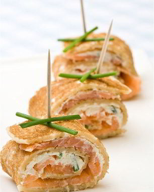 Закуска с семгой и ветчиной