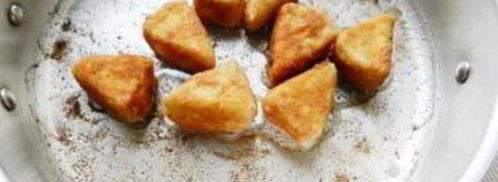 жареный сулугуни с яйцом. Шаг 2