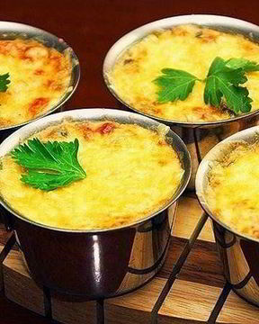 Жульен с курицей и грибами