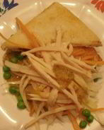 Жюльен из курицы с соусом из куркумы