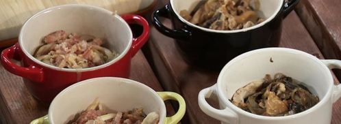 жюльен с беконом и грибами. Шаг 3