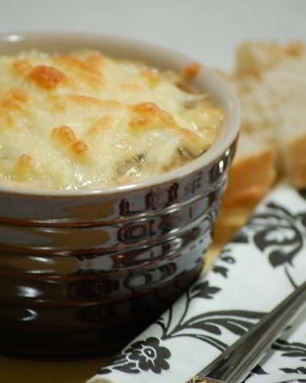 Жюльен с курицей и шампиньонами