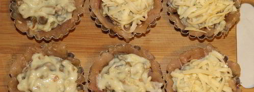 жюльен в корзиночках из куриного филе. Шаг 7